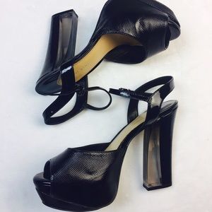 EUC Gianni bini Lucite clear heel 6.5